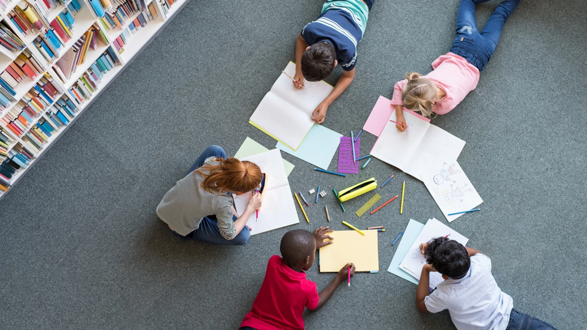 Niños en la escuela Niños en la escuela