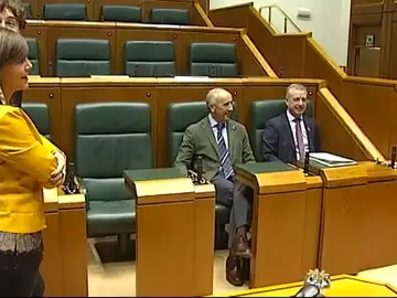 Suspendido el pleno del Parlamento vasco por falta de quórum Suspendido el pleno del Parlamento vasco por falta de quórum