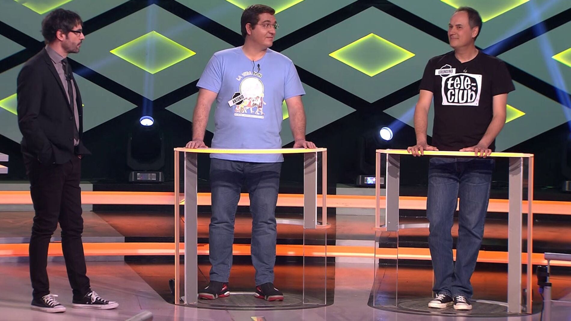 Erundino, del equipo de 'Los Lobos', sorprende como experto de rap en la bomba estrat&eacute;gica de desempate