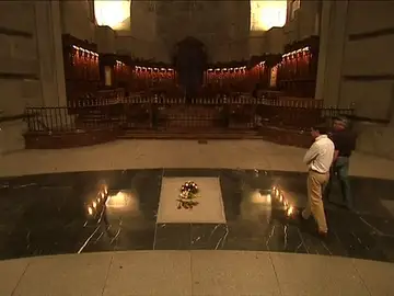 Los Franco recurren la exhumación ante el Tribunal Supremo Los Franco recurren la exhumación ante el Tribunal Supremo