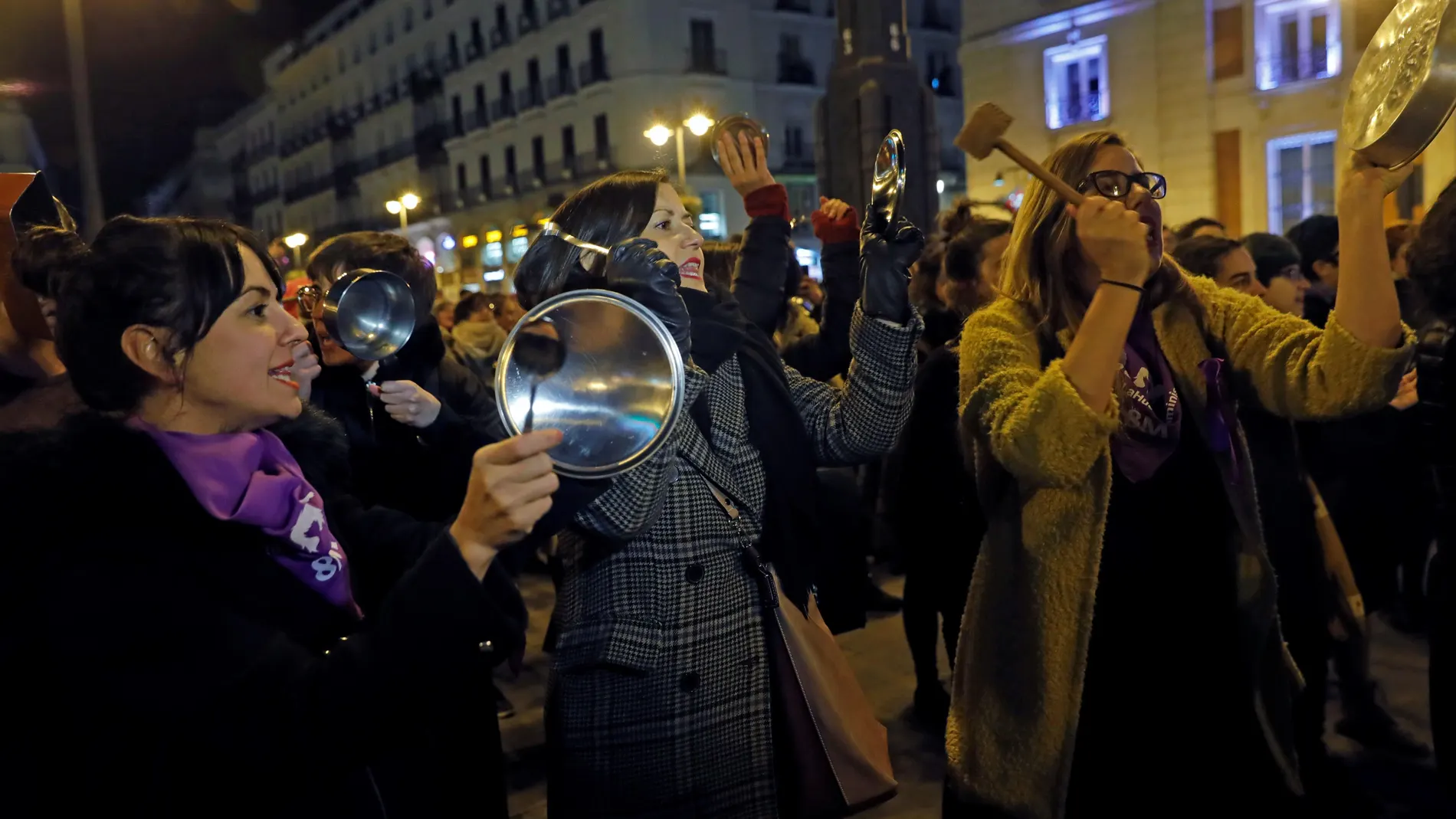 Cacerolada en Puerta del Sol Cacerolada en Puerta del Sol