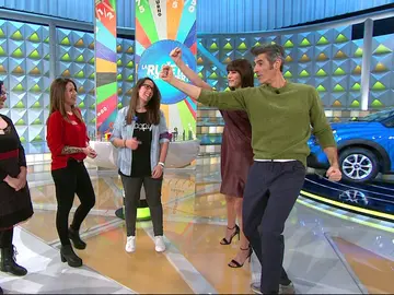 'La Ruleta de la suerte' felicita a las mujeres y a Mónica por su cumpleaños 'La Ruleta de la suerte' felicita a las mujeres y a Mónica por su cumpleaños