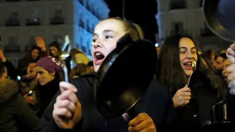 Imagen de la cacerolada en Sol, Madrid Imagen de la cacerolada en Sol, Madrid