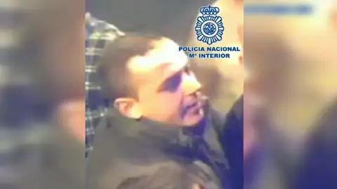 La Policía pide ayuda para localizar al autor de un homicidio en Málaga que se produjo en diciembre La Policía pide ayuda para localizar al autor de un homicidio en Málaga que se produjo en diciembre