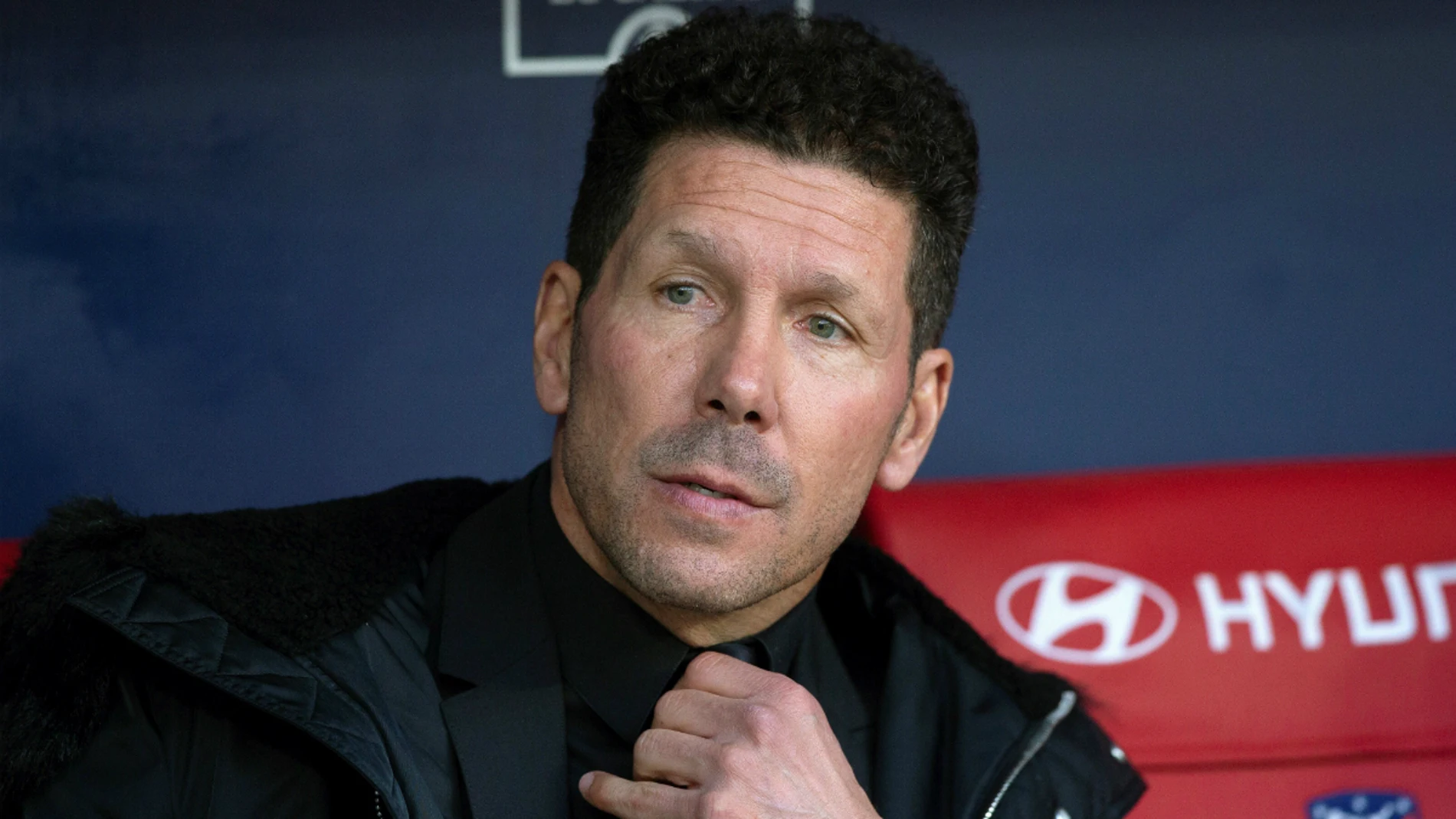 Simeone, en el banquillo del Atlético Simeone, en el banquillo del Atlético
