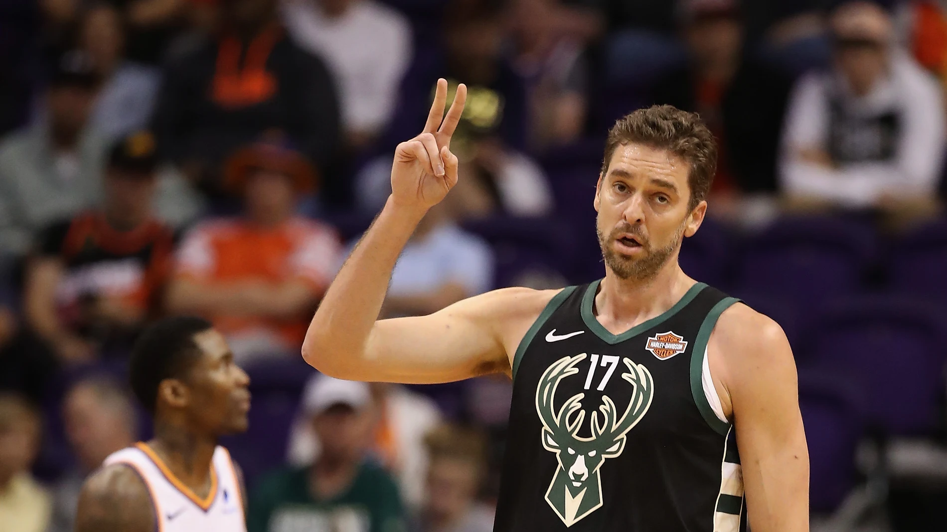 Pau Gasol, durante un partido con los Bucks Pau Gasol, durante un partido con los Bucks