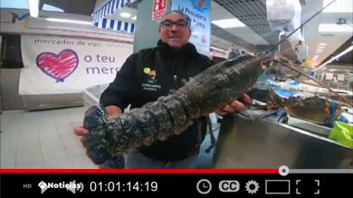 Un matrimonio de pescaderos de Vigo triunfa en Youtube con sus originales vídeos