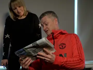 Solskjaer ve el anuncio de una casa de apuestas Solskjaer ve el anuncio de una casa de apuestas