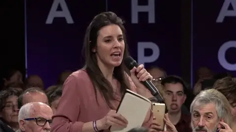 Montero llama al voto de la izquierda: "A las derechas no se las frena con titubeos" Montero llama al voto de la izquierda: "A las derechas no se las frena con titubeos"
