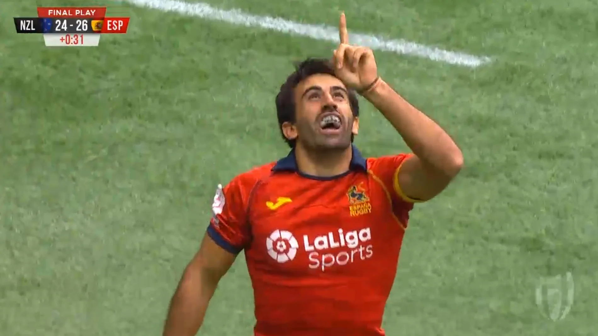 Pol Pla celebra su ensayo ante Nueva Zelanda Pol Pla celebra su ensayo ante Nueva Zelanda