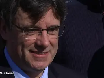 Puigdemont se compromete a volver a Cataluña si es elegido eurodiputado al asegurar que tendría "inmunidad" Puigdemont se compromete a volver a Cataluña si es elegido eurodiputado al asegurar que tendría "inmunidad"