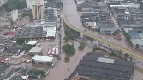 Al menos doce muertos por un temporal de lluvias en Brasil Al menos doce muertos por un temporal de lluvias en Brasil