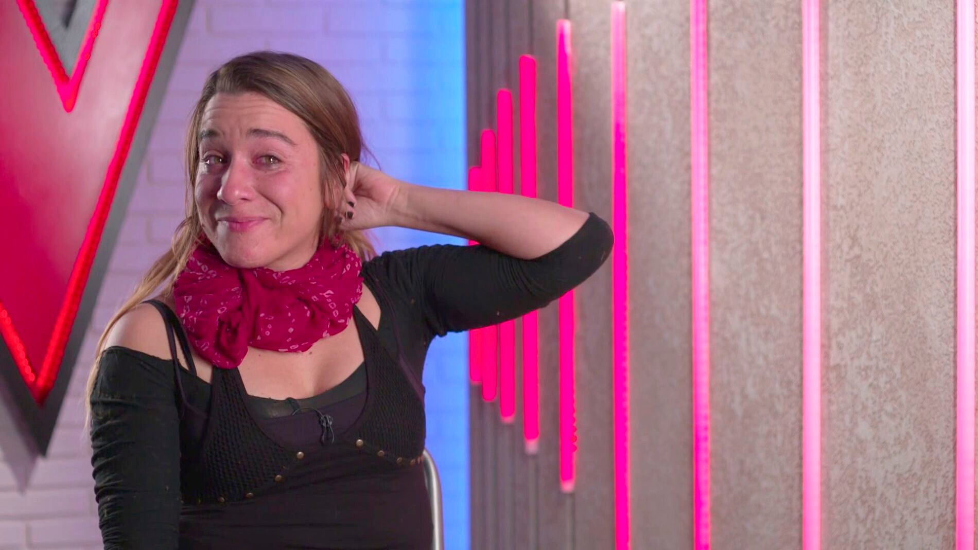 Viki Lafuente, inquieta por un gallo en el ensayo para las Batallas de 'La Voz'