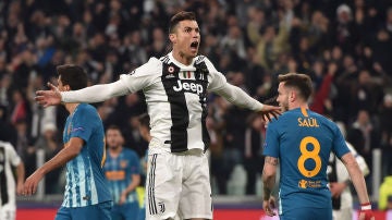 Cristiano Ronaldo celebra un gol ante Saúl