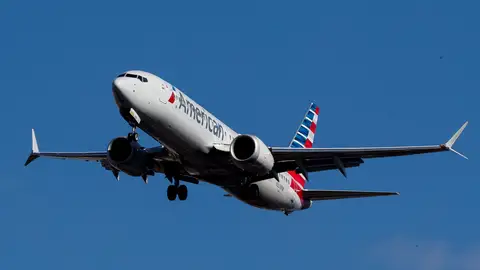 Un avión Boeing 737 Max 8 de American Airlines Un avión Boeing 737 Max 8 de American Airlines