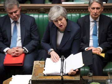 La primera ministra británica, Theresa May, en el Parlamento de Reino Unido.