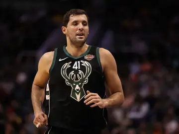 Nikola Mirotic, en un partido con Milwaukee Bucks Nikola Mirotic, en un partido con Milwaukee Bucks