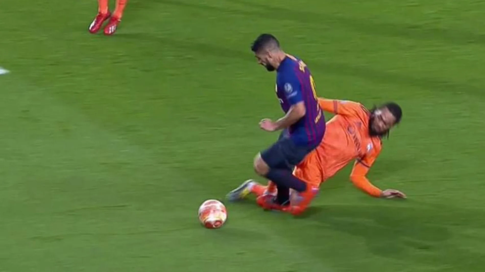 El penalti sobre Luis Suárez El penalti sobre Luis Suárez