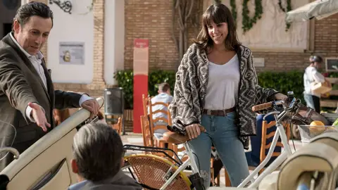 Rocío Peláez es Lola en 'Allí Abajo' PERSONAJES DE 'ALLÍ ABAJO'