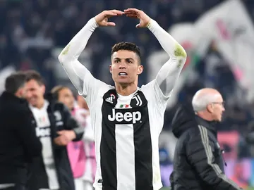 Cristiano Ronaldo celebra el triunfo de la Juventus de Turín Cristiano Ronaldo celebra el triunfo de la Juventus de Turín