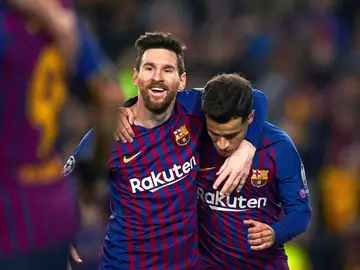 Leo Messi y Coutinho celebran un gol ante el Lyon Leo Messi y Coutinho celebran un gol ante el Lyon