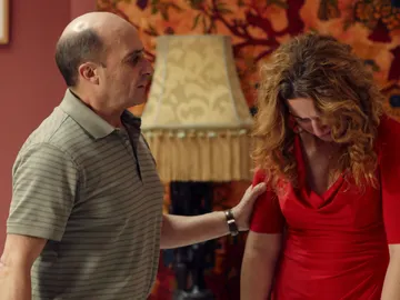 Almudena, desconcertada con Pascual: "O está muerto o es un traidor" Almudena, desconcertada con Pascual: "O está muerto o es un traidor"