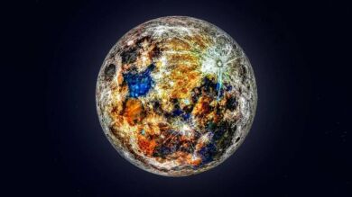 Una imagen demuestra que la luna tiene multitud de colores