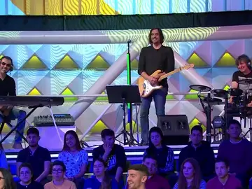 La Banda de 'La Ruleta de la Suerte' gusta y se gusta con una canción de Carlos Rivera La Banda de 'La Ruleta de la Suerte' gusta y se gusta con una canción de Carlos Rivera