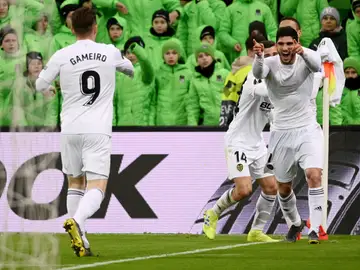 Guedes celebra su gol con el Valencia Guedes celebra su gol con el Valencia