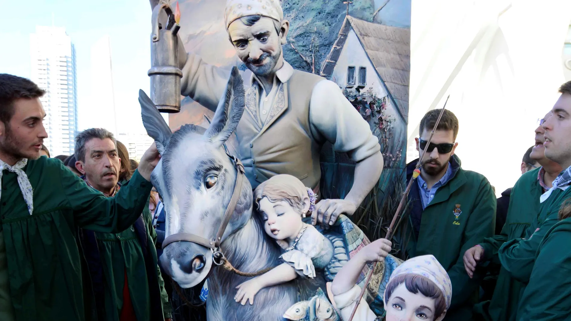 Ninot de la falla Exposición-Mícer Mascó Ninot de la falla Exposición-Mícer Mascó