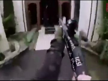 Uno de los asaltantes del ataque a las mezquitas de Nueva Zelanda retrasmitió el tiroteo en directo 