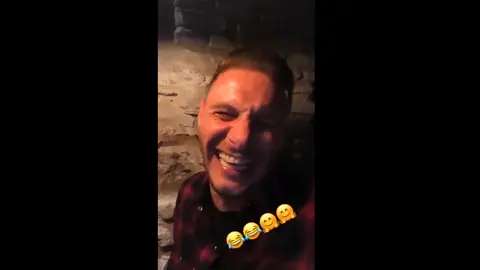 Joaquín se ríe al contar su último chiste Joaquín se ríe al contar su último chiste