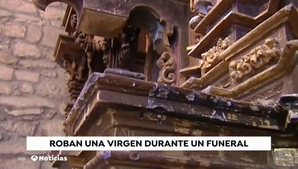 Roban la imagen de una Virgen durante un entierro en Pantón, Lugo