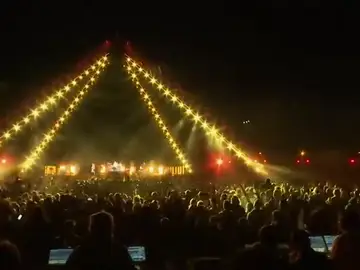 Red Hot Chili Peppers hace historia al dar un concierto desde las pirámides de Egipto Red Hot Chili Peppers hace historia al dar un concierto desde las pirámides de Egipto