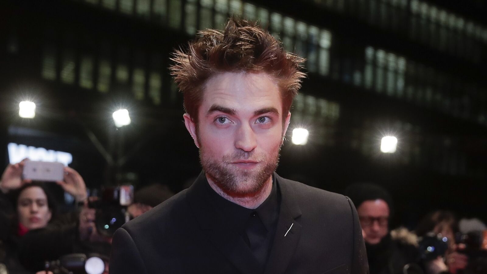 Es real: Robert Pattinson imita el 