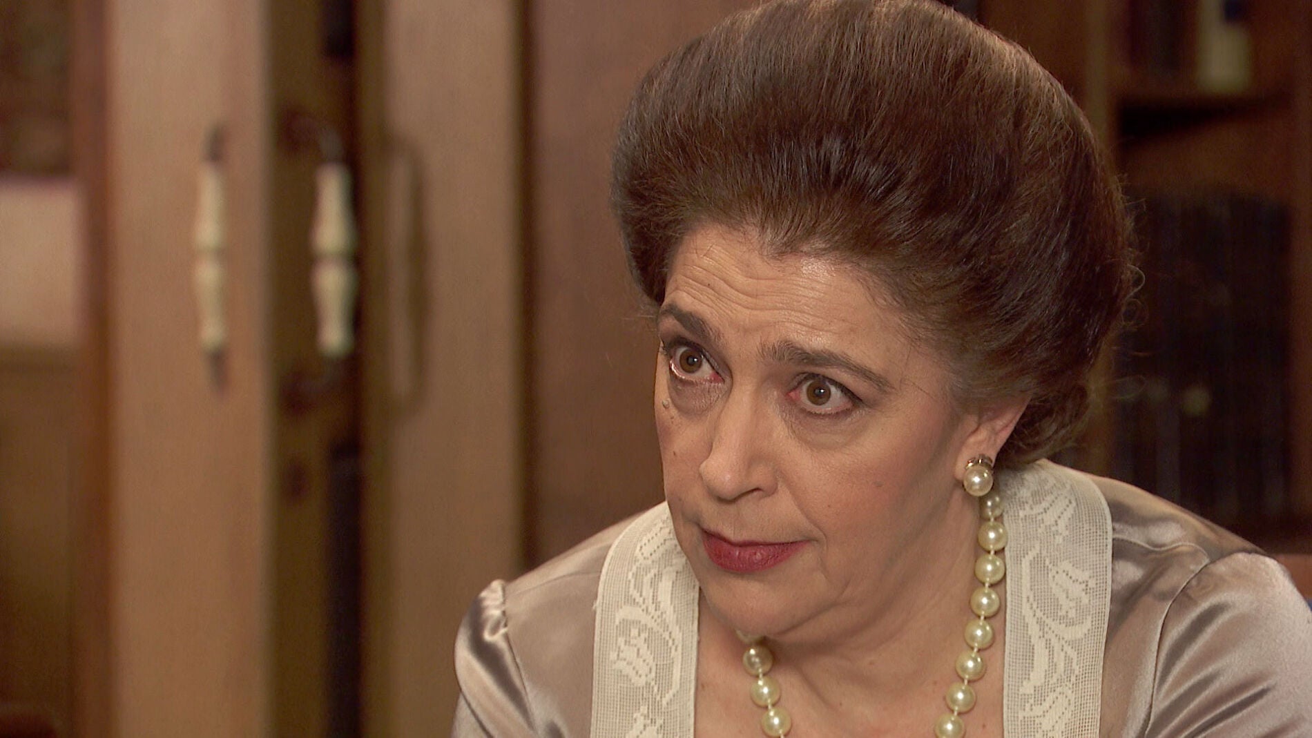La advertencia de Francisca ante la petici&oacute;n de Prudencio de irse de Puente Viejo: "A&uacute;n dudas de lo que soy capaz"