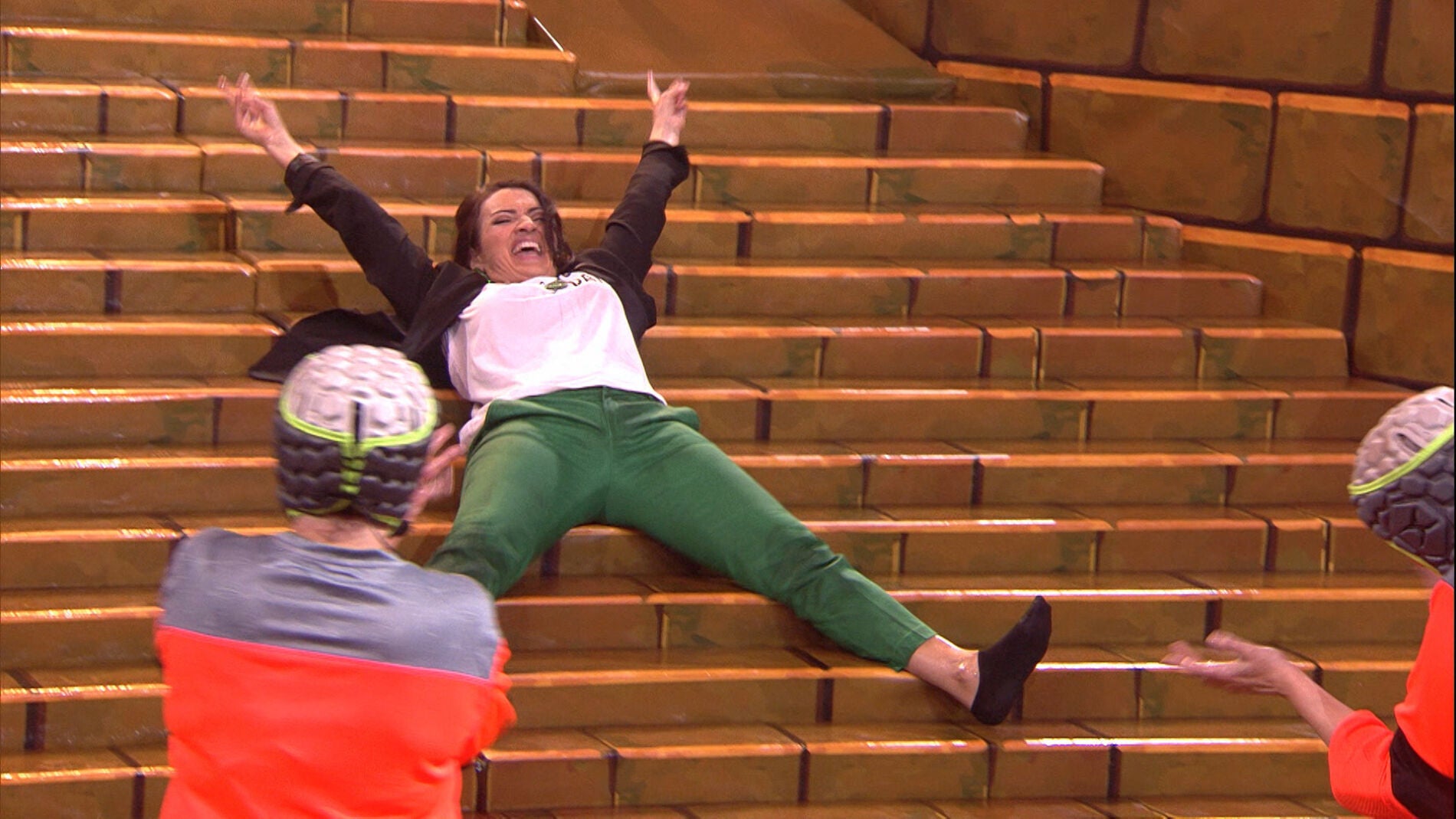 V&Iacute;DEO: Silvia Abril se enfrenta a La Pir&aacute;mide