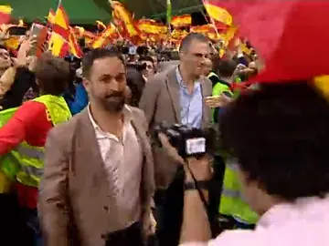 Militantes de Vox critican la deriva "franquista" del partido Militantes de Vox critican la deriva "franquista" del partido