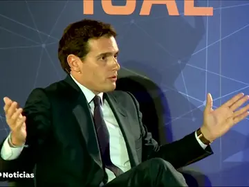 PP y Ciudadanos se desmarcan de Vox tras su última propuesta sobre el uso de armas PP y Ciudadanos se desmarcan de Vox tras su última propuesta sobre el uso de armas