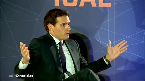 PP y Ciudadanos se desmarcan de Vox tras su última propuesta sobre el uso de armas PP y Ciudadanos se desmarcan de Vox tras su última propuesta sobre el uso de armas