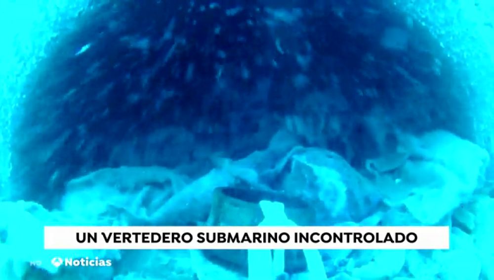 REEMPLAZO Indignación en Málaga: nueve toneladas de toallitas se acumulan en la playa de Nerja