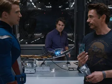 Chris Evans, Robert Downey Jr. y Mark Ruffalo  Chris Evans, Robert Downey Jr. y Mark Ruffalo