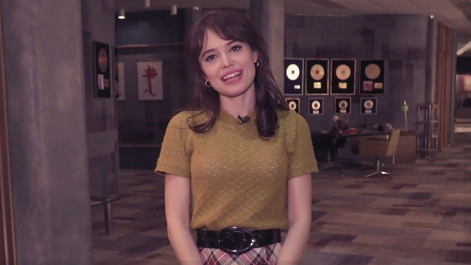 Maribel nos abre las puertas de la discogr&aacute;fica Golden para descubrirnos todos los rincones