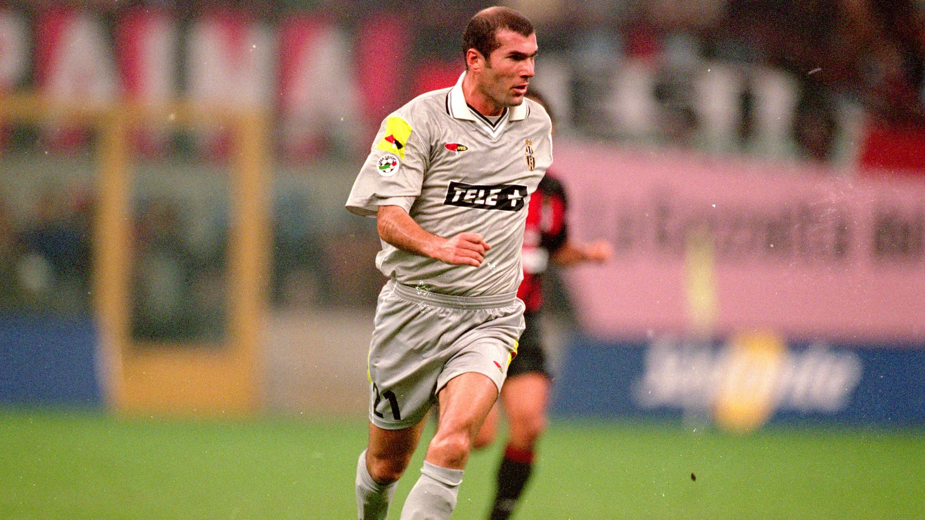 Zidane, en un partido con la Juventus Zidane, en un partido con la Juventus