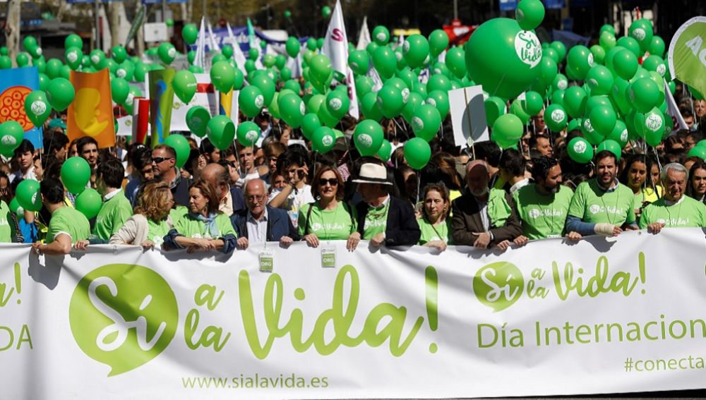 Cabecera de la 'Marcha por la vida' en Madrid
