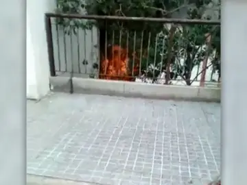 Momentos de caos en un incendio en El Polvorín Momentos de caos en un incendio en El Polvorín