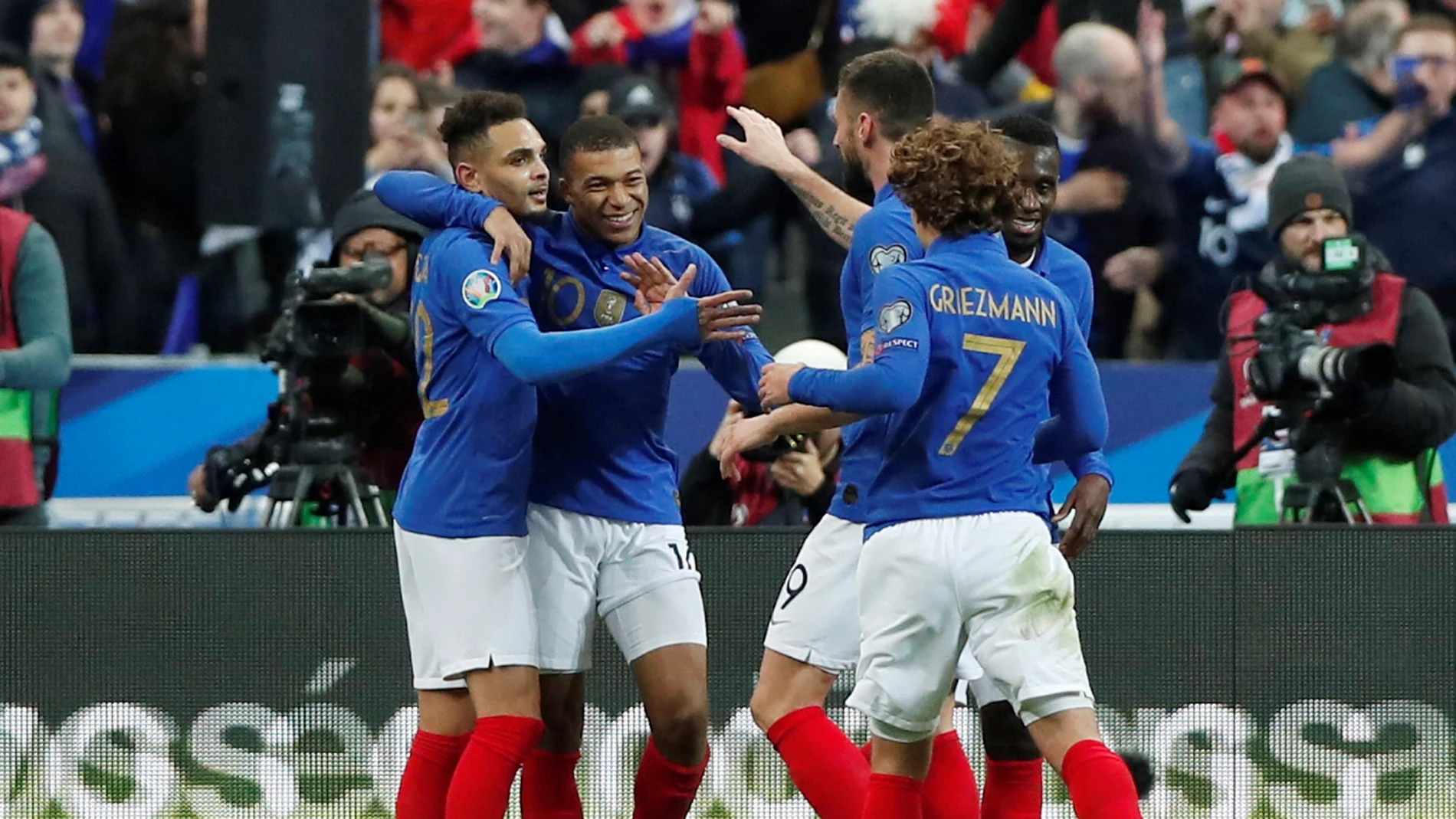 Los jugadores de Francia celebran el gol de Mbappé Los jugadores de Francia celebran el gol de Mbappé