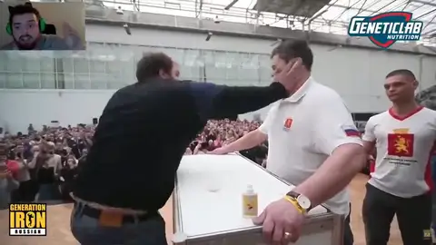 La descacharrante narración del 'torneo de hostias entre rusos': "¡Lo ha matado, dadle ya la copa!" La descacharrante narración del 'torneo de hostias entre rusos': "¡Lo ha matado, dadle ya la copa!"