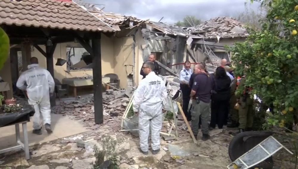 Un cohete lanzado desde Gaza deja siete heridos al impactar en una casa en Israel