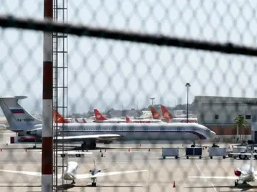 Dos aviones rusos aterrizan en Venezuela con 100 militares a bordo Dos aviones rusos aterrizan en Venezuela con 100 militares a bordo